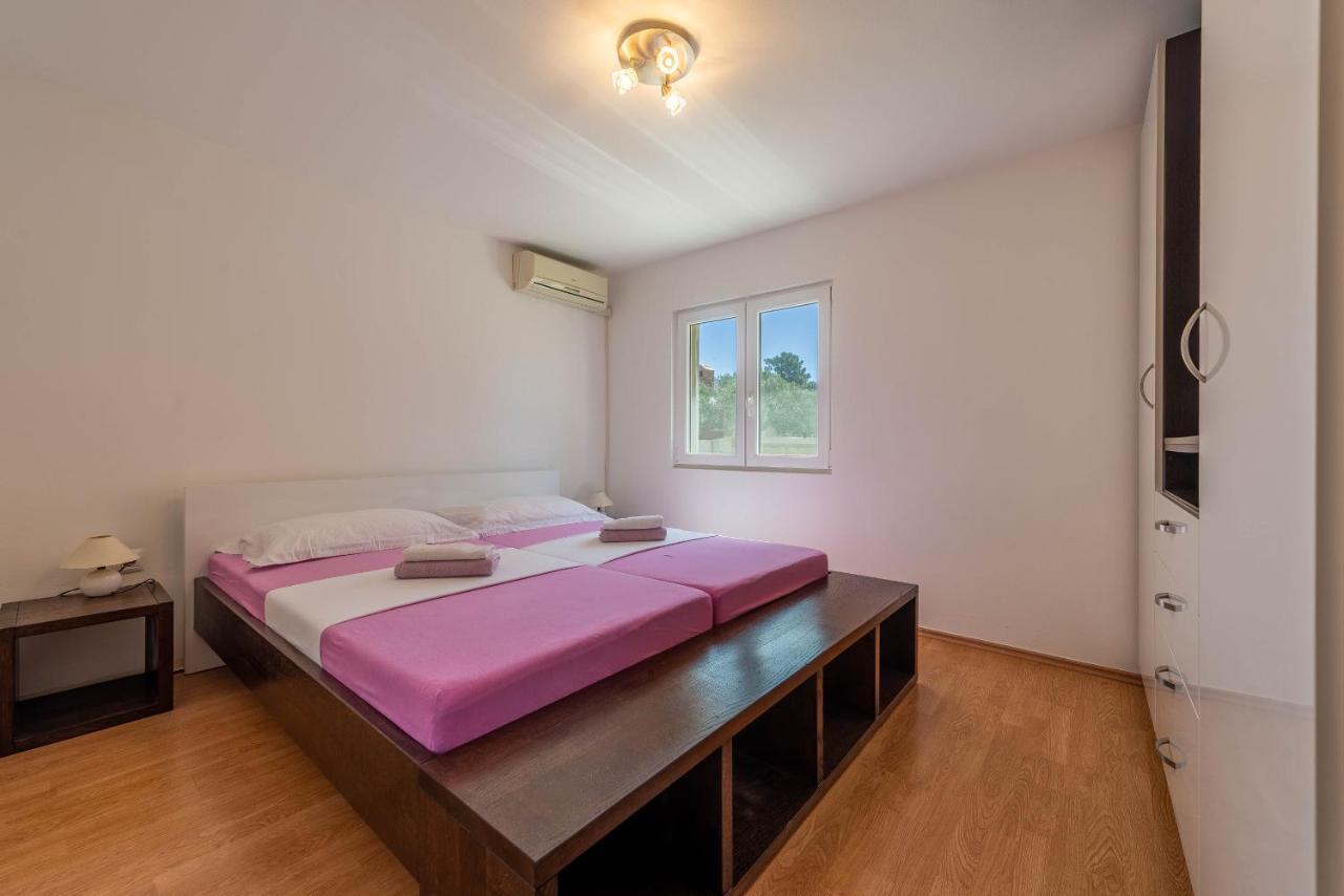 Niko Apartment Vir Extérieur photo